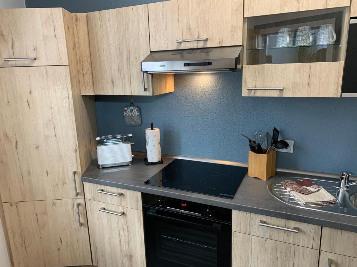 Exklusive Stadtwohnung Am Elbradweg: Best-Preis-Fewo Rathausblick 1 Fuer Max. 3 Pers. Inkl. Wlan, Prime Video & Self Check-In วิทเทนเบิร์ก ภายนอก รูปภาพ